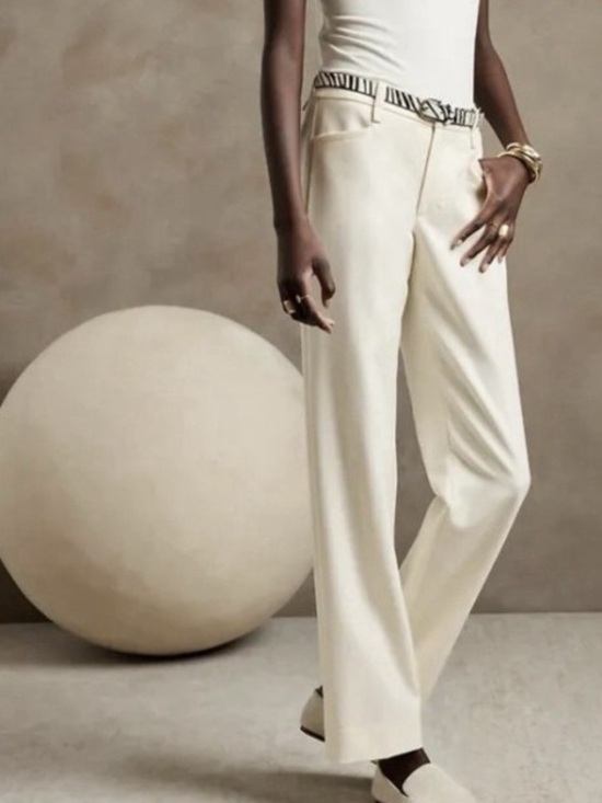 Banana Republic Pants - Banana Republic High-Rise Straight-Leg Italian Wool Pant | Size 6